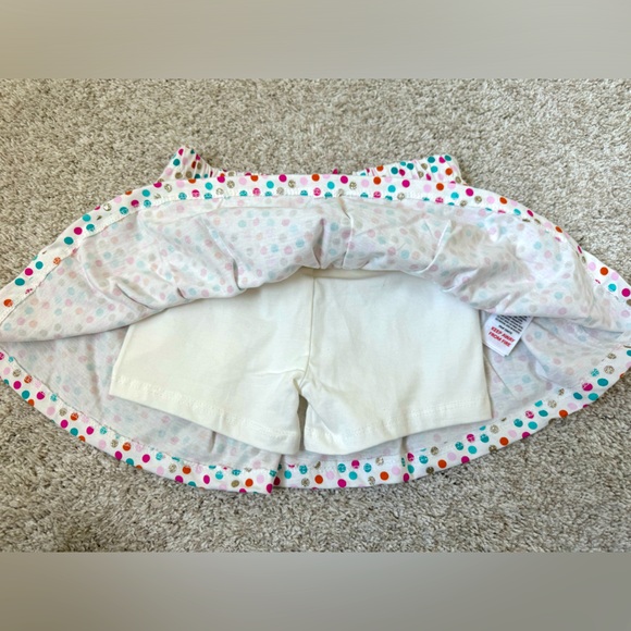 Girls Isaac Mizrahi Polka dot skirt. New. Size 5/6 - Picture 2 of 3